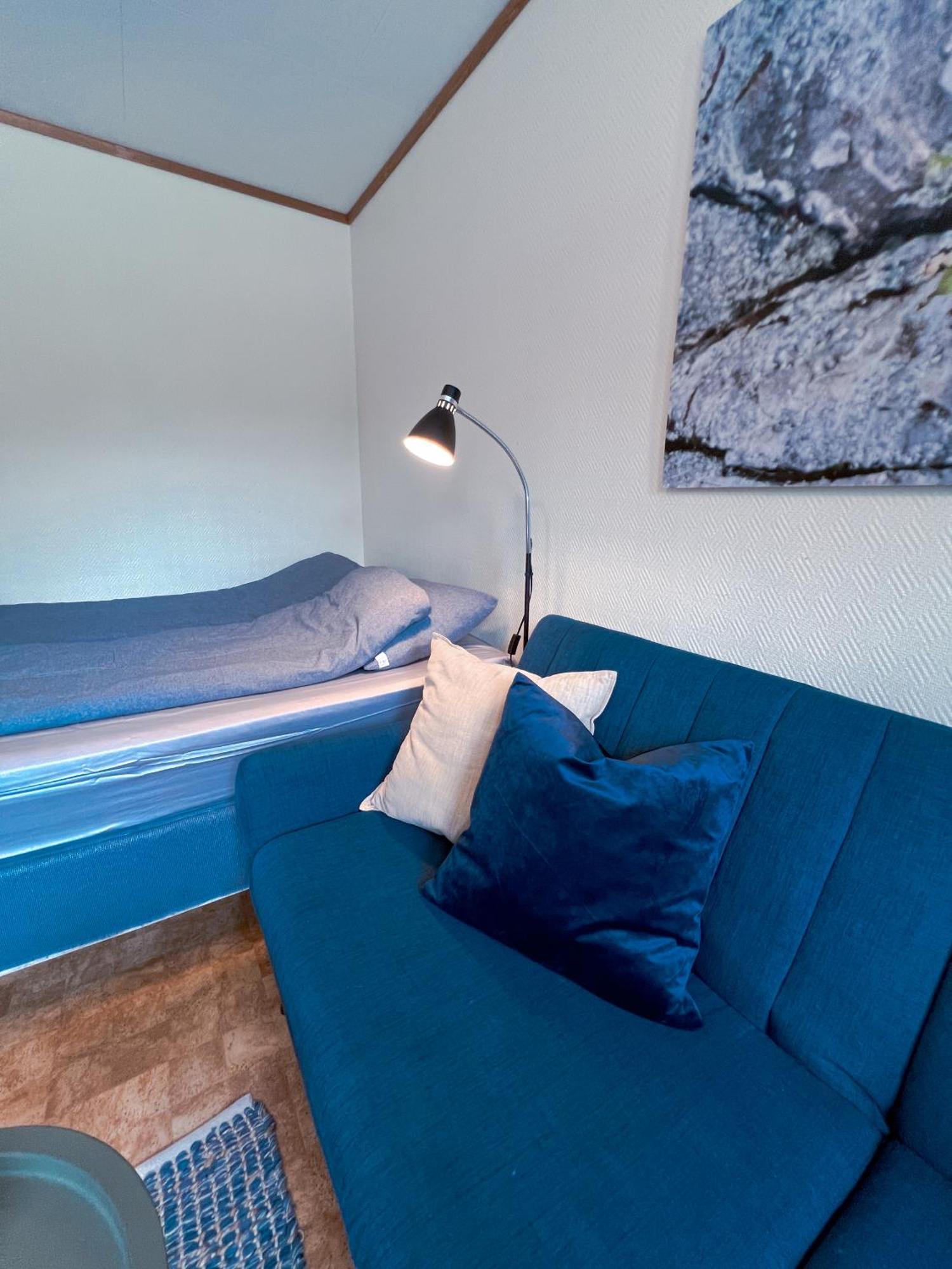 Privat Rom I Leilighet Hotel Sogndal Bagian luar foto